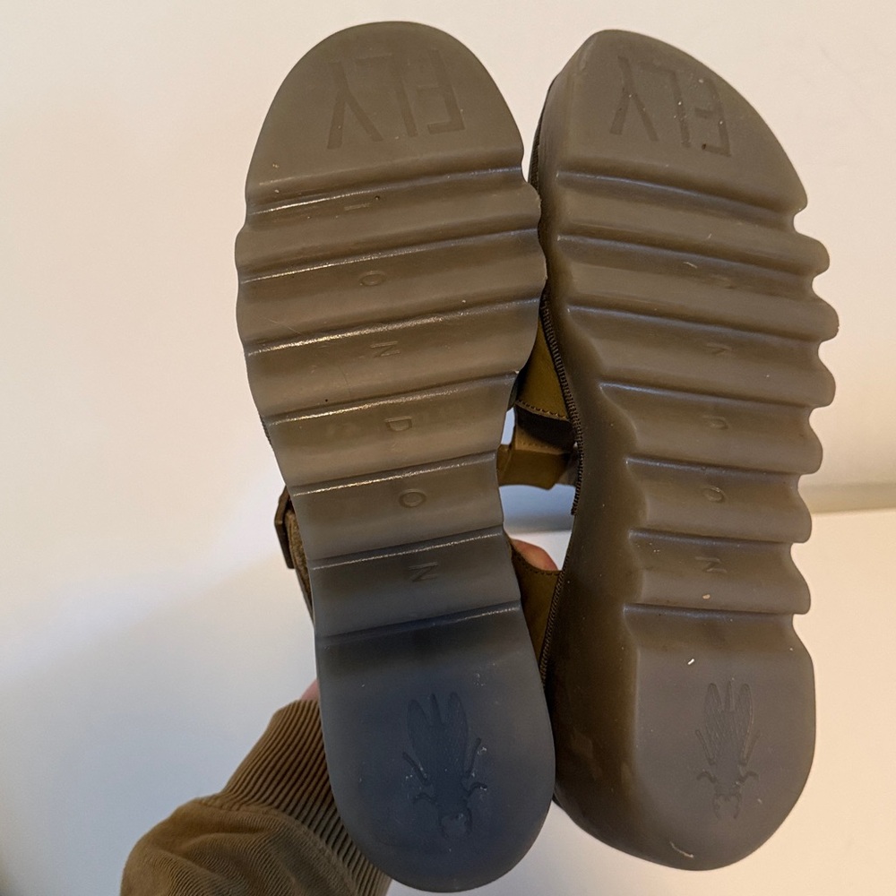 Fly London BURI481FLY Wedge Sandals in Olive Green Womens size 42/11-11.5 - Picture 12 of 13